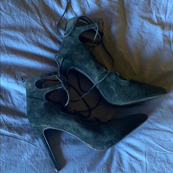 High heels - Picture 4 of 7